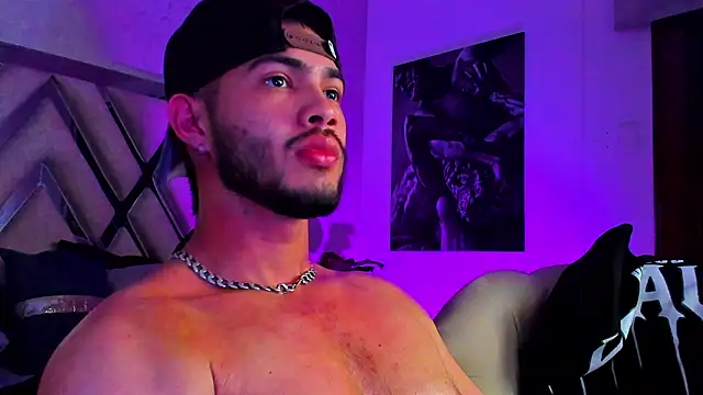 Snapshot of Vincentblack chatting on March 9, 9:13 am Vincentblack online show from March 9, 9:13 am