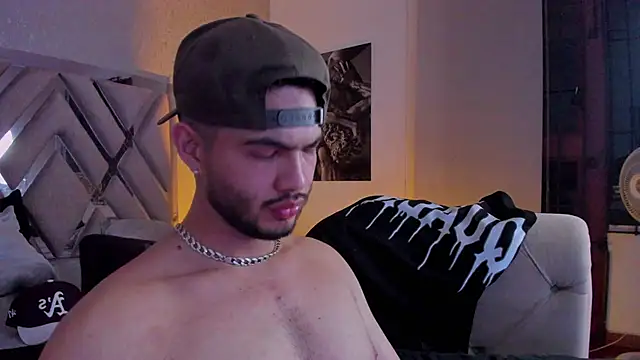 Vincentblack online show from June 13, 11:46 pm