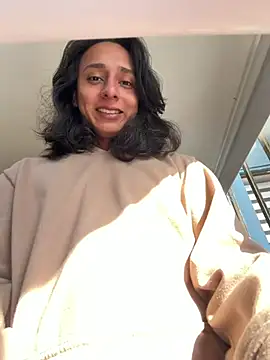 Elisasue online show from May 14, 8:37 pm