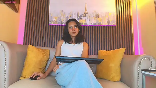 Elisasue online show from May 20, 3:02 am