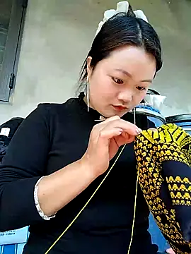 Snapshot of Ttmay- chatting on February 27, 2:55 am Ttmay- online show from February 27, 2:55 am