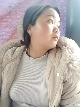 Snapshot of Ttmay- chatting on March 12, 7:03 am Ttmay- online show from March 12, 7:03 am