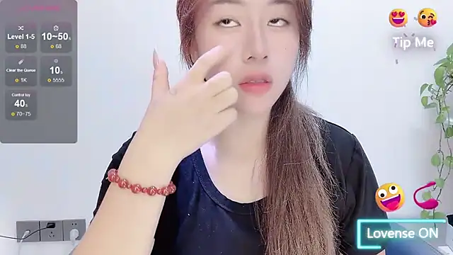 Baixi-01 online show from April 26, 4:32 am