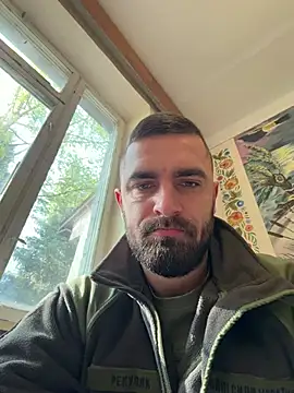 VANYA1997 online show from May 2, 6:18 am