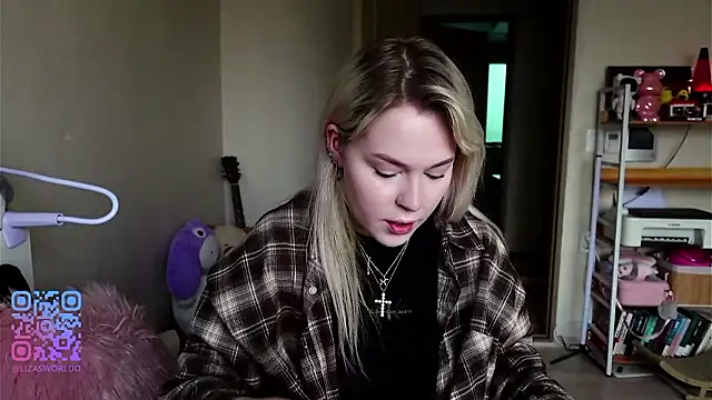 LisaNelsona online show from March 10, 12:37 am