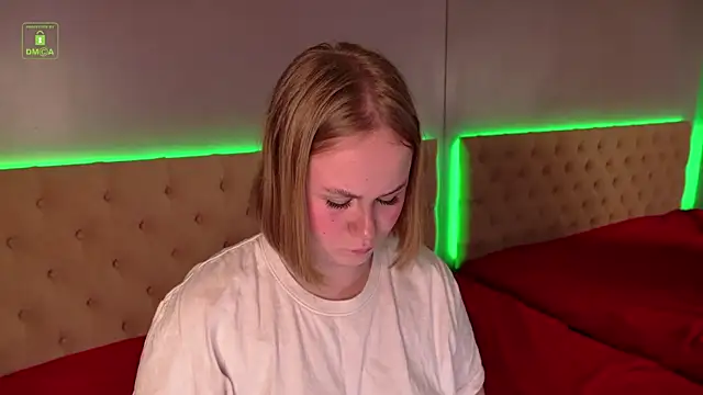 stacy moorex online show from July 17, 8:24 pm