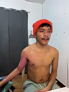 Snapshot of asian_darlingcummersxXx chatting on June 4, 10:16 pm asian darlingcummersxXx online show from June 4, 10:16 pm