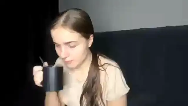 LowriseZiziphus online show from February 27, 4:07 pm