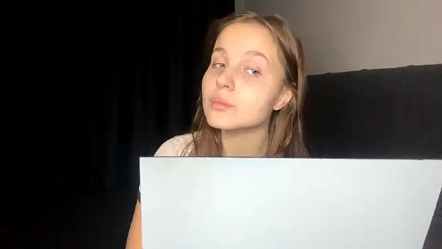 LowriseZiziphus online show from February 28, 3:13 pm