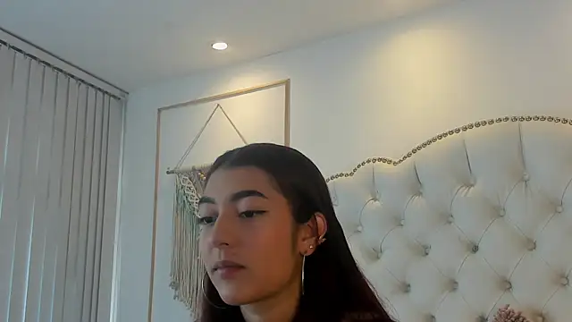 Snapshot of Sara_funy chatting on June 3, 11:46 am Sara funy online show from June 3, 11:46 am