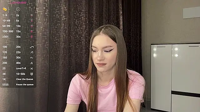 NuDonzze online show from May 1, 4:22 pm