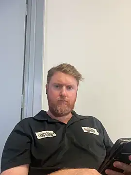 Snapshot of Freddybobby chatting on March 9, 8:07 am Freddybobby online show from March 9, 8:07 am