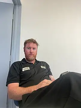 Snapshot of Freddybobby chatting on March 13, 8:10 am Freddybobby online show from March 13, 8:10 am