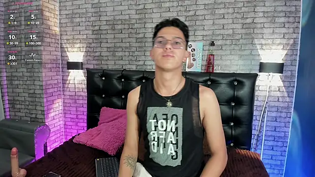 Lian Prince online show from March 16, 7:29 pm