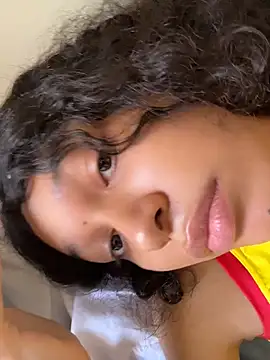 Snapshot of Sophiemoo_ chatting on June 23, 2:37 pm Sophiemoo online show from June 23, 2:37 pm