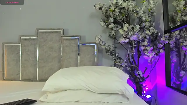 Kathyharriiss online show from March 11, 11:38 am