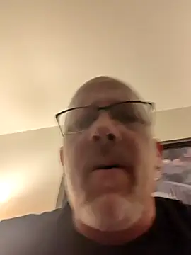 Snapshot of WorthingtonM3 chatting on May 11, 1:33 am WorthingtonM3 online show from May 11, 1:33 am