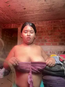 emi li82 online show from May 4, 5:42 pm
