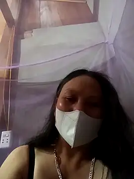 Snapshot of Heylen_hooo chatting on May 4, 1:51 pm Heylen hooo online show from May 4, 1:51 pm