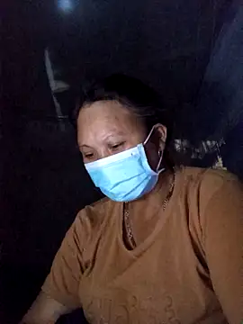 Snapshot of Heylen_hooo chatting on May 12, 3:31 pm Heylen hooo online show from May 12, 3:31 pm