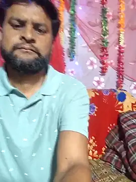 Snapshot of love493355 chatting on February 27, 3:28 am love493355 online show from February 27, 3:28 am