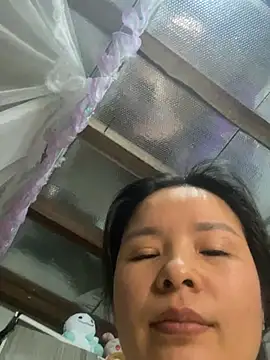 Snapshot of Ivy_Trix2 chatting on June 5, 6:52 am Ivy Trix2 online show from June 5, 6:52 am