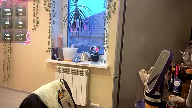 TracyDenoon online show from March 17, 3:04 pm