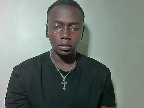 Snapshot of darkerberryguy chatting on March 1, 12:12 am darkerberryguy online show from March 1, 12:12 am