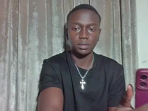 Snapshot of darkerberryguy chatting on March 2, 5:08 am darkerberryguy online show from March 2, 5:08 am