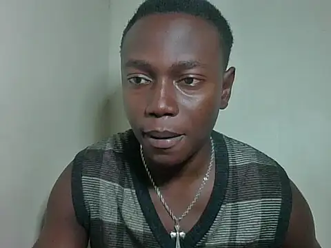 Snapshot of darkerberryguy chatting on March 9, 9:24 am darkerberryguy online show from March 9, 9:24 am