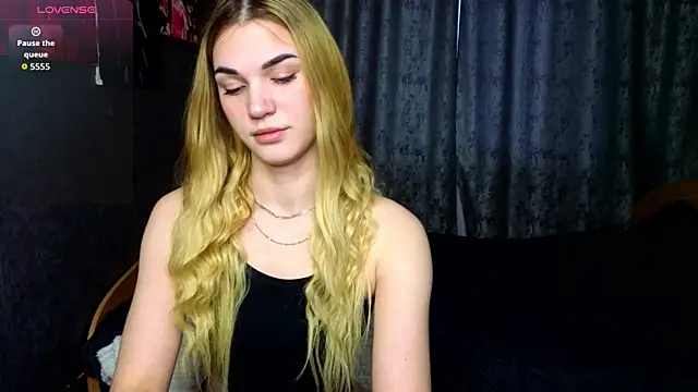 Sweet Angel97 online show from March 19, 12:47 am