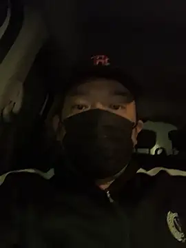 Snapshot of taro0410 chatting on March 2, 11:17 am taro0410 online show from March 2, 11:17 am