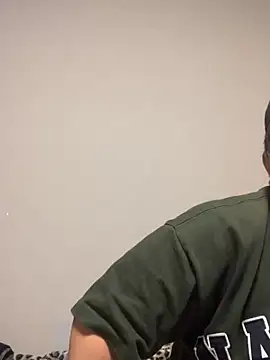 Snapshot of taro0410 chatting on March 7, 9:17 am taro0410 online show from March 7, 9:17 am