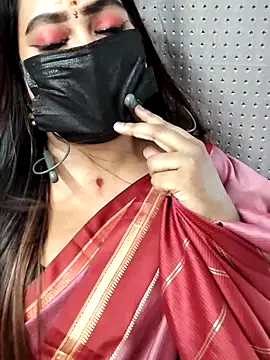 Snapshot of Cutie_Nila chatting on May 5, 4:53 am Cutie Nila online show from May 5, 4:53 am