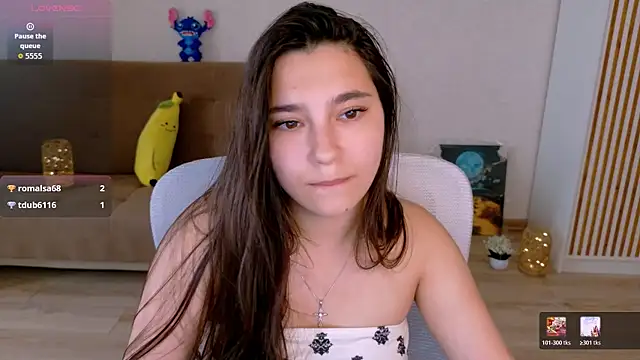 Snapshot of Ari_Grend chatting on July 25, 11:19 am Ari Grend online show from July 25, 11:19 am