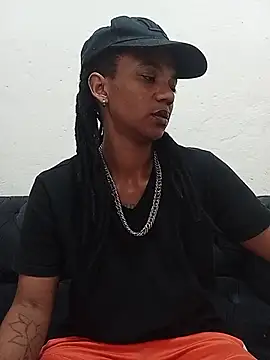 JANIELEE8XXXXX online show from July 29, 6:44 am