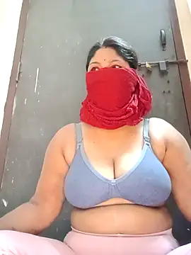 Snapshot of sexyladdupilla chatting on February 27, 12:49 pm sexyladdupilla online show from February 27, 12:49 pm