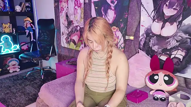 Snapshot of Maky_Coss chatting on July 15, 2:00 pm Maky Coss online show from July 15, 2:00 pm