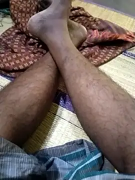 Snapshot of sathish2895 chatting on May 22, 4:41 am sathish2895 online show from May 22, 4:41 am
