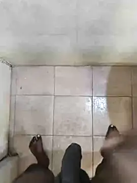 Snapshot of sathish2895 chatting on June 22, 10:01 am sathish2895 online show from June 22, 10:01 am