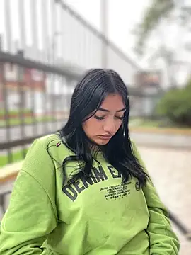 GeorgiaPink  online show from March 18, 6:00 pm