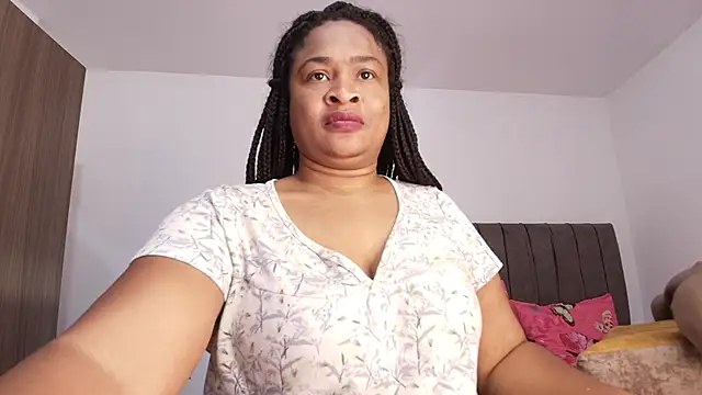 luxy benet online show from April 29, 9:21 pm