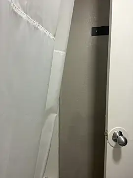 Loopsies online show from April 15, 1:23 am