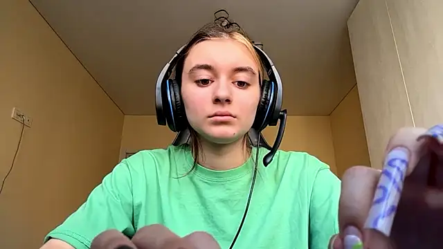 PluralPalaver online show from March 13, 6:42 am