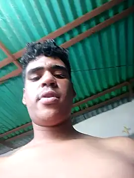 Snapshot of luis230436 chatting on May 9, 4:34 pm luis230436 online show from May 9, 4:34 pm