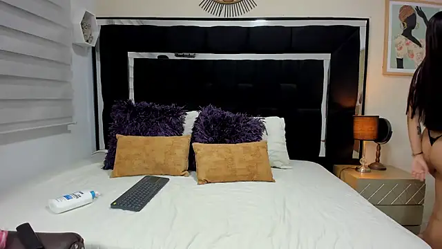 Tiana moon online show from April 30, 2:18 am