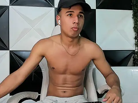 Damondark online show from March 7, 3:31 pm