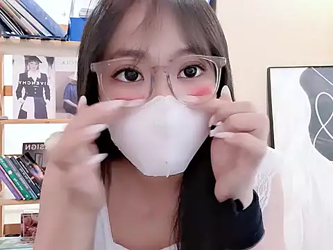 LeNaLyy online show from March 17, 12:48 am