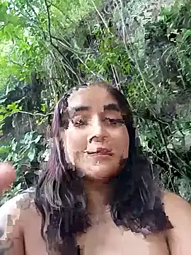 Danna Devil  online show from April 5, 8:28 pm