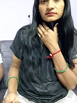 chandan19812 online show from April 22, 2:29 pm